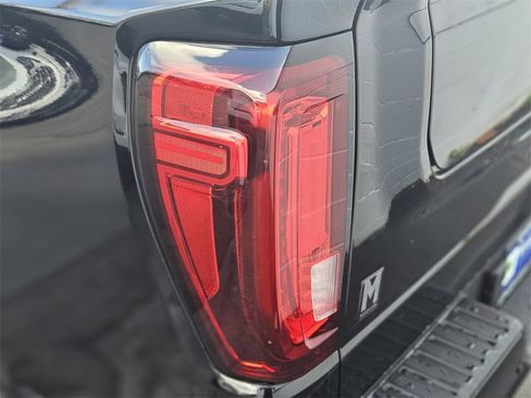 Used 2024 GMC Sierra 1500 Denali w/ Denali Reserve Package image 9