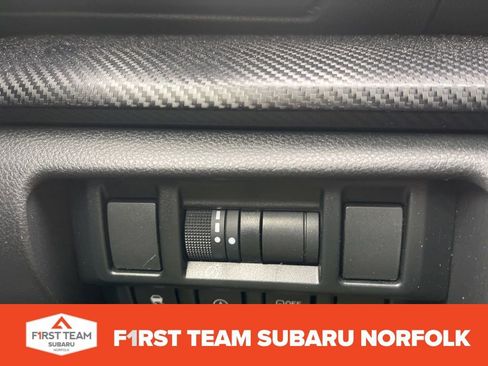 Used 2021 Subaru Crosstrek 2.0i Premium w/ Moonroof Package image 22