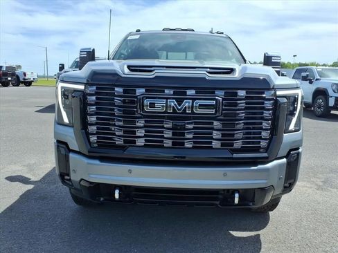 New 2026 GMC Sierra 2500 Denali Ultimate w/ Max Trailering Package AWD/4WD image 2