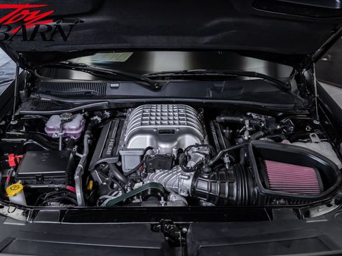 Used 2022 Dodge Challenger SRT Hellcat RWD image 42