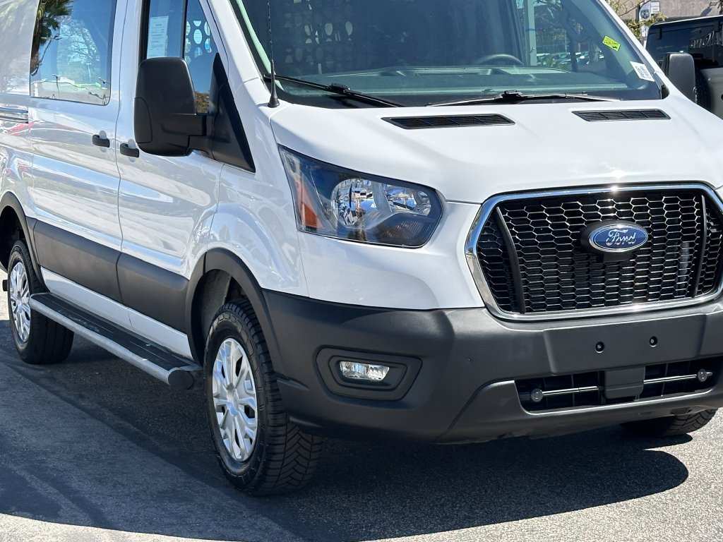 Used 2025 Ford Transit 250 Low Roof w/ Exterior Upgrade Package RWD image 11
