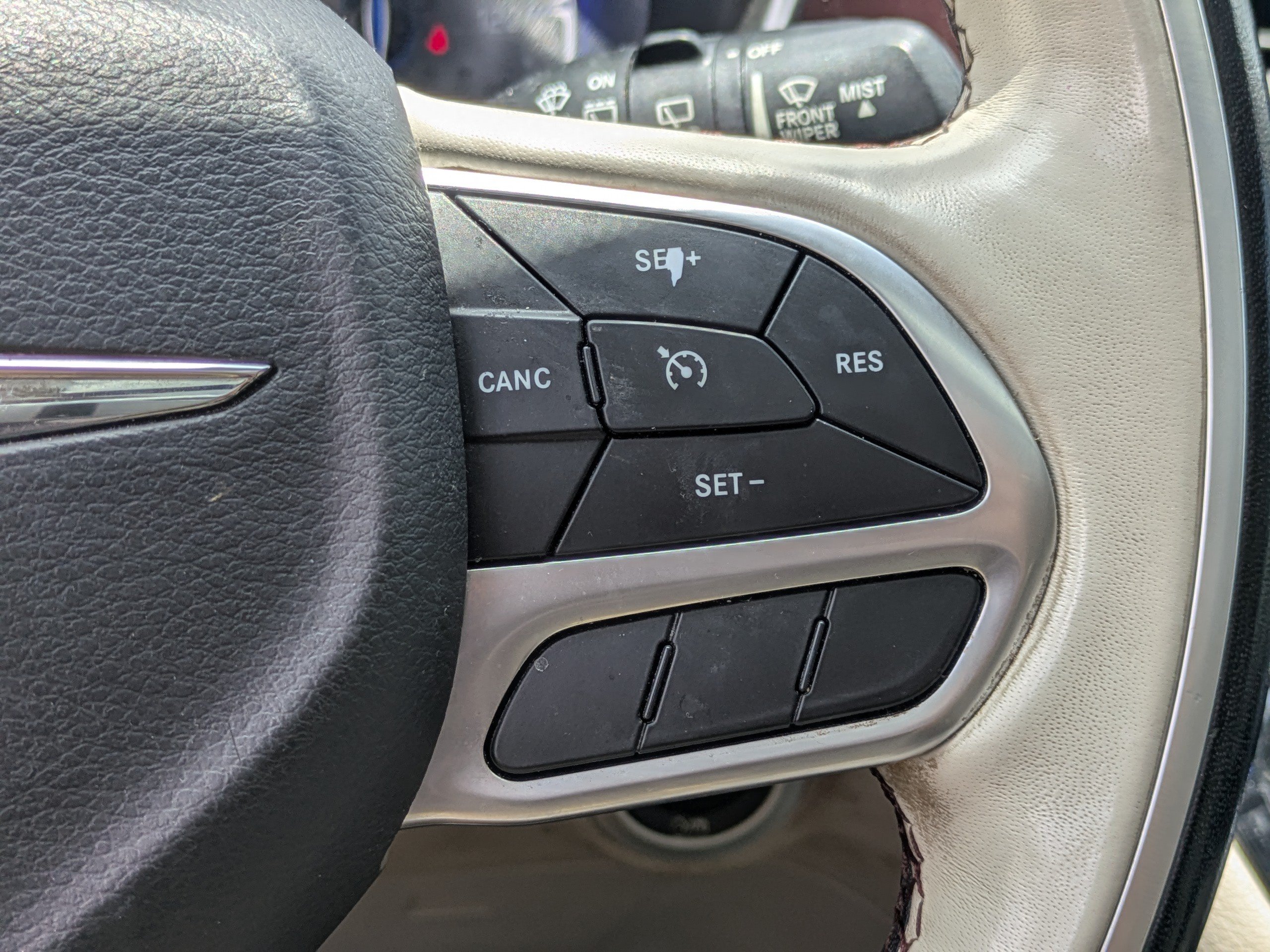 Used 2019 Chrysler Pacifica Limited FWD image 22