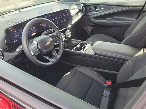 Used 2026 Chevrolet Blazer EV LT image 3