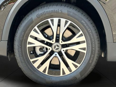 New 2025 Mercedes-Benz GLA 250 image 3