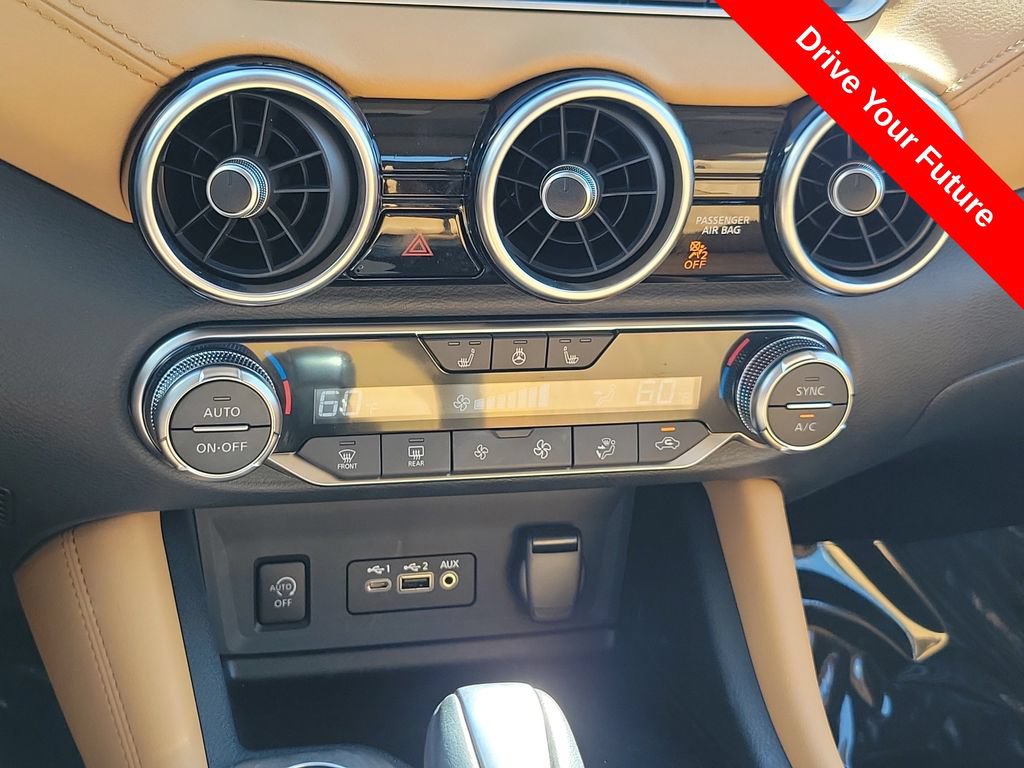Used 2025 Nissan Sentra SV w/ SV Premium Package FWD image 13