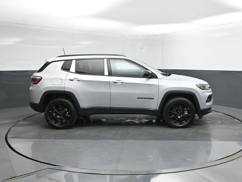 New 2026 Jeep Compass Latitude image 26