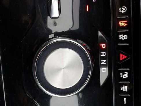 Used 2022 Jeep Wagoneer Series II w/ Premium Group I image 11