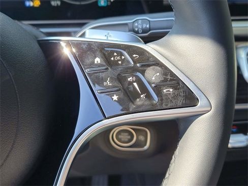 New 2025 Mercedes-Benz GLS 450 4MATIC image 17