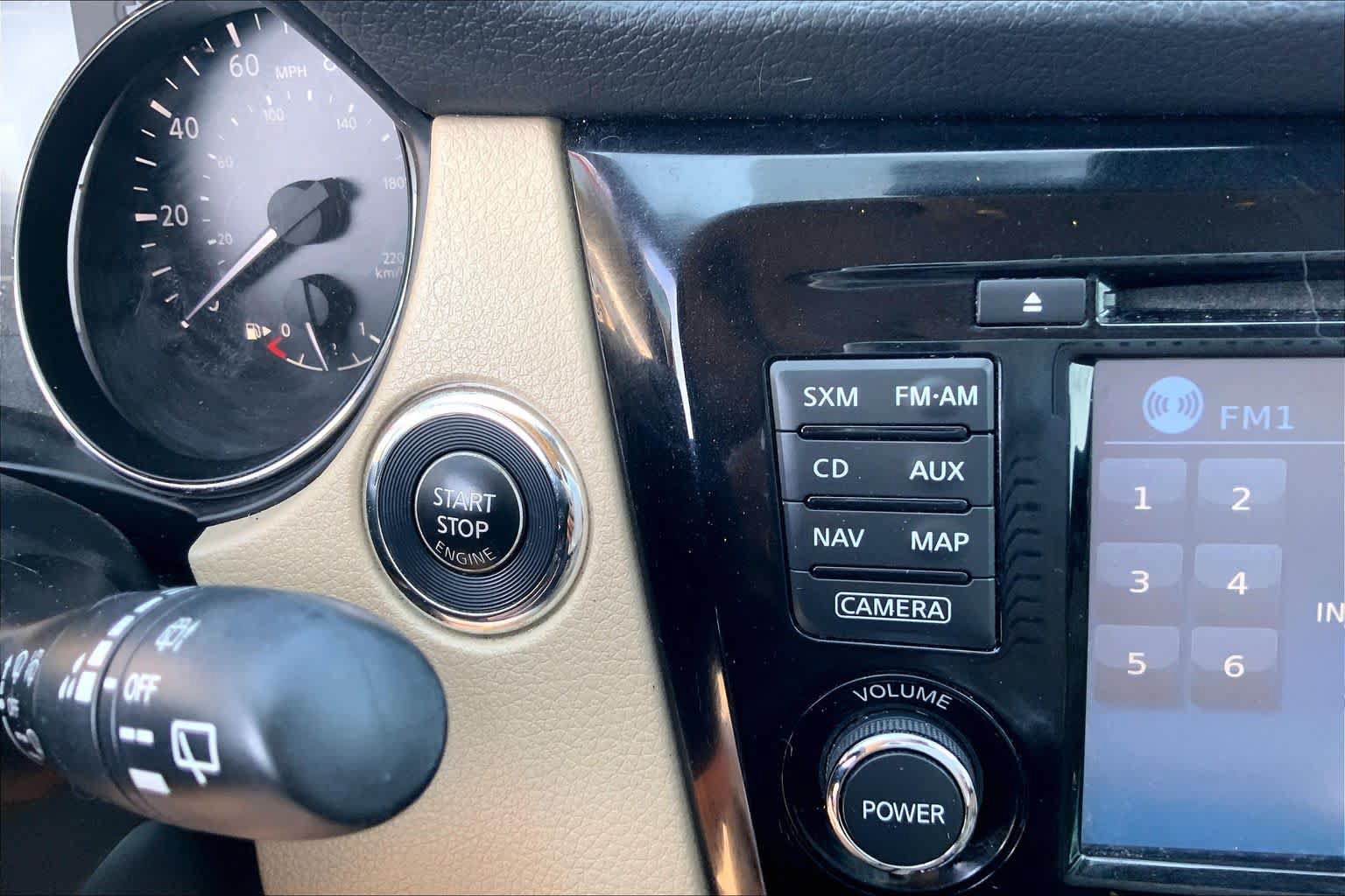 Used 2017 Nissan Rogue SL w/ SL Premium Package FWD image 34