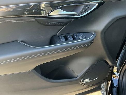 New 2025 Buick Envision Preferred image 12