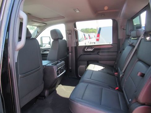 Certified 2024 GMC Sierra 2500 Denali w/ Denali Reserve Package AWD/4WD image 34