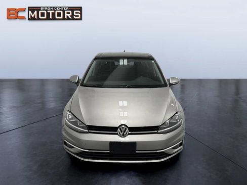 Used 2018 Volkswagen Golf SE FWD image 8