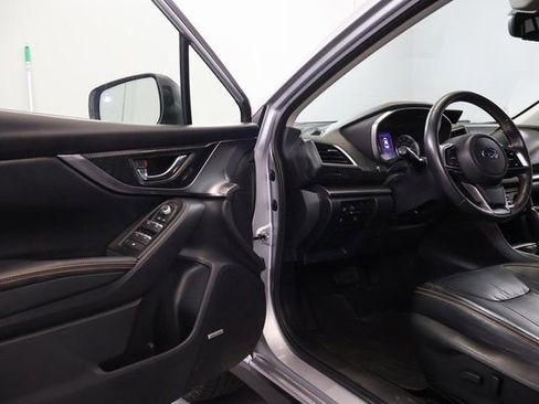 Used 2019 Subaru Crosstrek 2.0i Limited w/ Moonroof Package w/Navigation AWD/4WD image 8