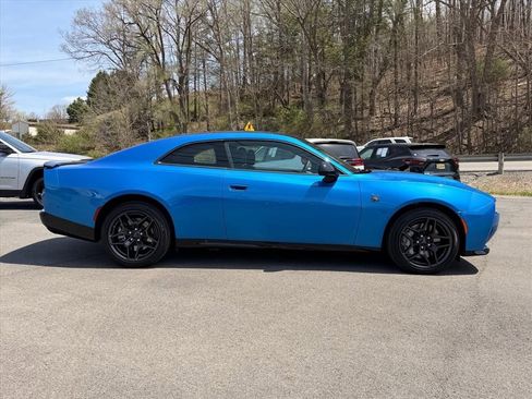 Used 2026 Dodge Charger Scat Pack w/ Blacktop Package AWD/4WD image 16