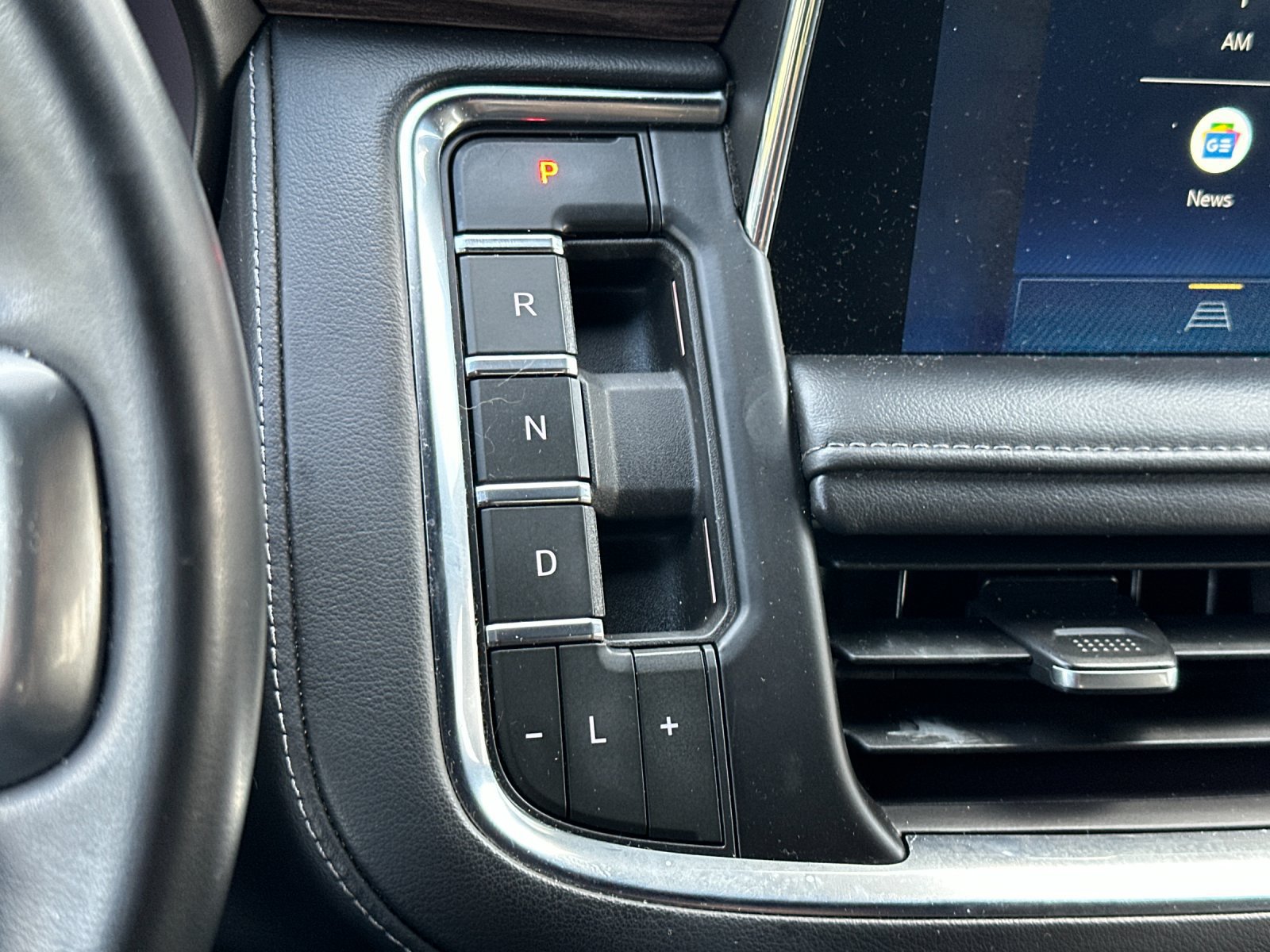 Used 2023 Chevrolet Tahoe LT AWD/4WD image 21