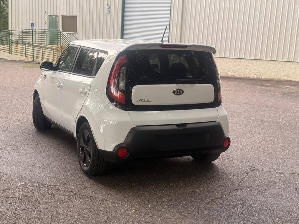 Used 2016 Kia Soul FWD image 8