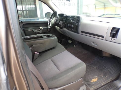 Used 2013 Chevrolet Silverado 1500 LS image 8