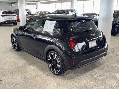 Used 2025 MINI Cooper S FWD image 6
