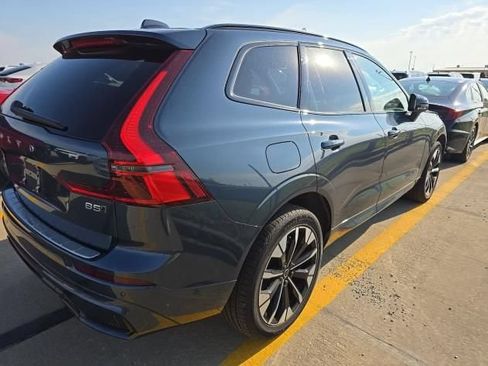 Used 2026 Volvo XC60 B5 Plus AWD/4WD image 4