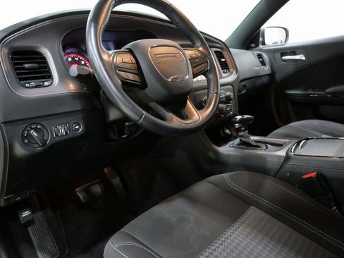 Used 2023 Dodge Charger SXT w/ Blacktop Package image 11