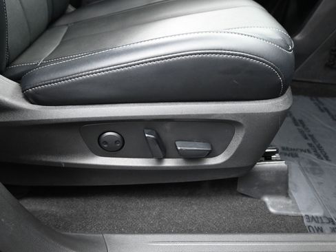 Used 2023 INFINITI QX60 Luxe w/ Cargo Package FWD image 16