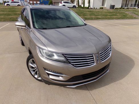 Used 2018 Lincoln MKC Select w/ Select Plus Package FWD image 14