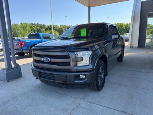 Used 2015 Ford F150 Lariat w/ Equipment Group 502A Luxury AWD/4WD image 2