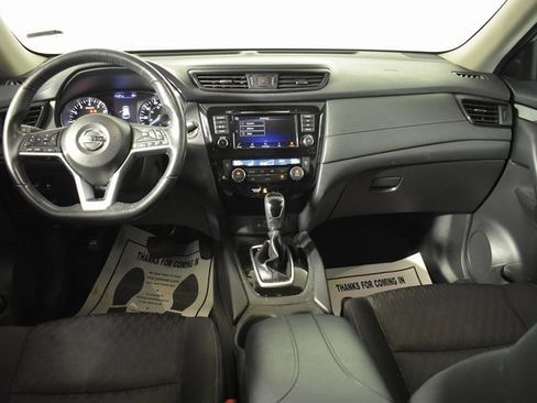 Used 2018 Nissan Rogue SV image 26