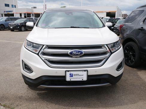 Used 2015 Ford Edge Titanium w/ Equipment Group 302A AWD/4WD image 2
