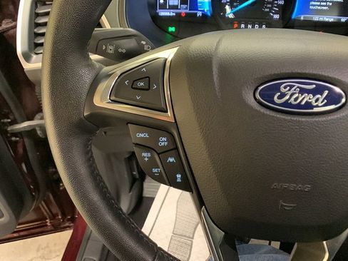 Certified 2022 Ford Edge SEL w/ Convenience Package image 35