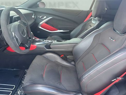 Used 2023 Chevrolet Camaro ZL1 RWD image 10