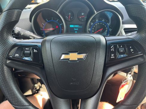 Used 2016 Chevrolet Cruze LT w/ Technology Package image 19
