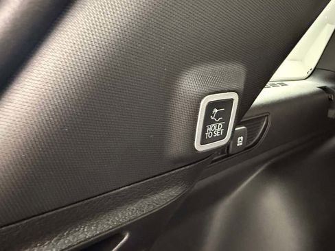 New 2025 Jeep Grand Cherokee Limited w/ Trailer Tow Package image 32