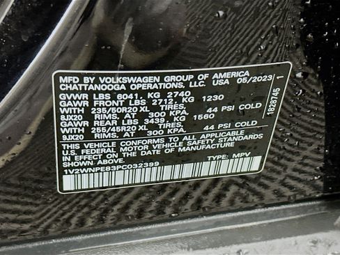 Used 2023 Volkswagen ID.4 Pro S AWD/4WD image 12