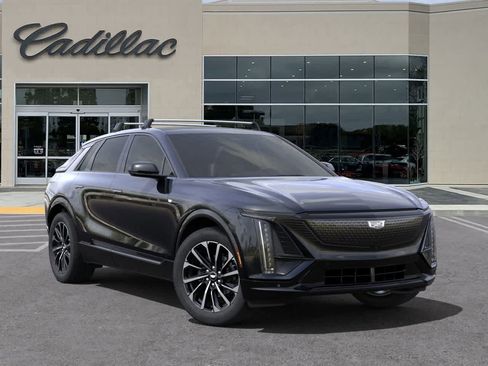 New 2025 Cadillac Lyriq Sport image 7