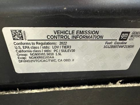Used 2022 Chevrolet Malibu LS FWD image 35