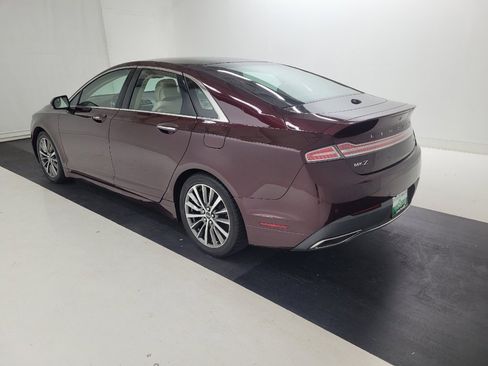 Used 2017 Lincoln MKZ Select w/ Climate Package FWD image 5