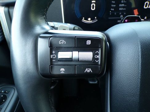 Used 2025 Hyundai Santa Fe SEL AWD/4WD image 31