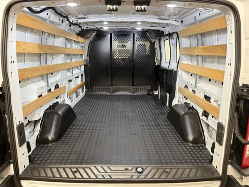 Used 2018 Ford Transit 250 130 Low Roof w/ Exterior Upgrade Package RWD image 21