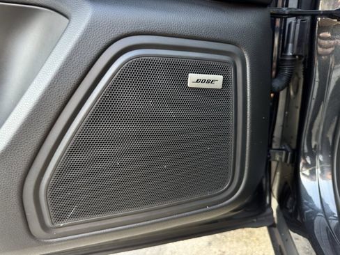 Used 2023 Porsche Macan S image 16