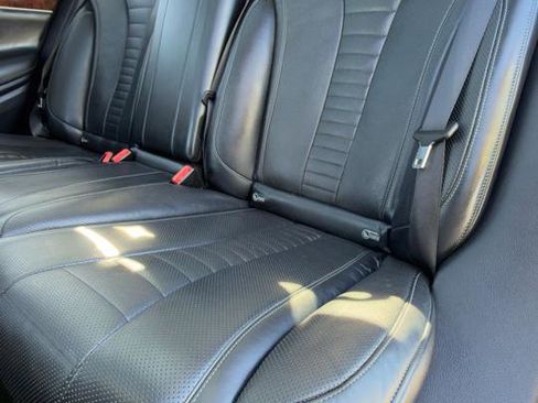 Used 2015 Mercedes-Benz S 550 4dr Sdn S 550 4MATIC image 52