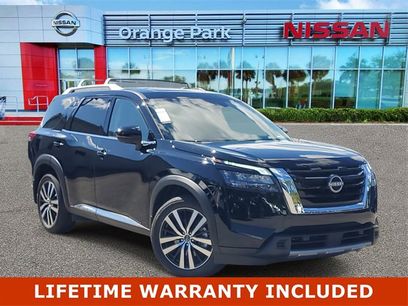 Used 2025 Nissan Pathfinder Platinum w/ Cargo Package