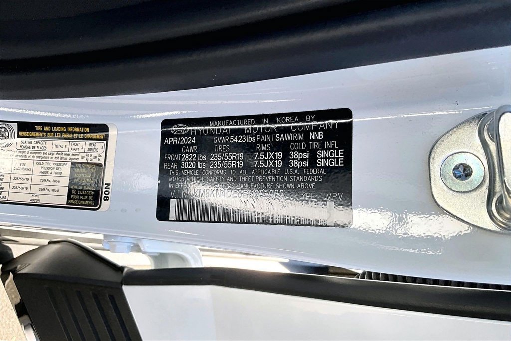 Certified 2024 Hyundai Ioniq 5 SEL RWD image 17