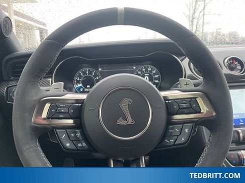 Used 2021 Ford Mustang Shelby GT500 w/ Technology Package image 20