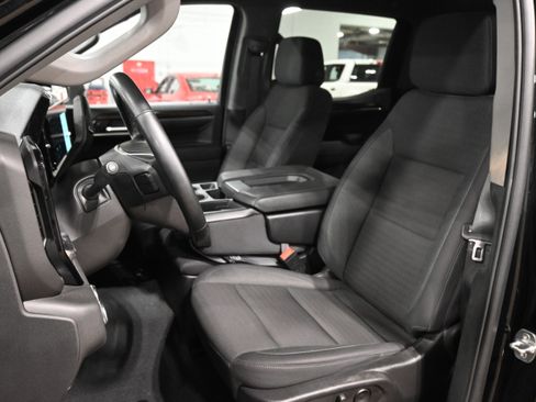Used 2024 GMC Sierra 1500 Elevation w/ X31 Off-Road Package AWD/4WD image 7
