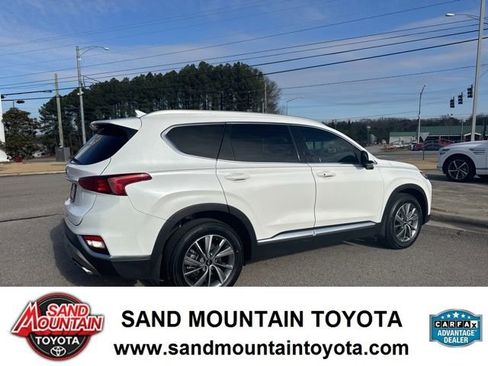 Used 2019 Hyundai Santa Fe SEL image 2