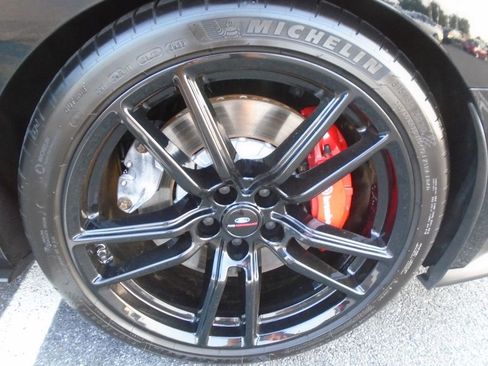 Used 2020 Ford Mustang Shelby GT500 w/ Technology Package image 39