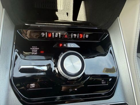 New 2026 Jeep Grand Wagoneer L 4WD image 16