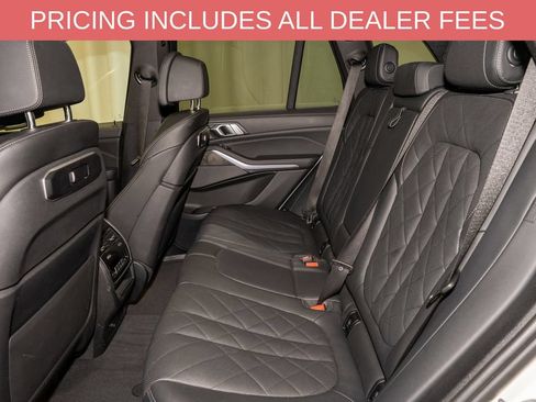 Used 2024 BMW X5 xDrive40i AWD/4WD image 11
