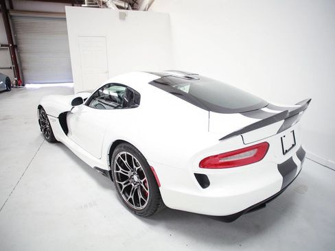 Used 2015 Dodge Viper w/ Quick Order Package 22J GT image 18